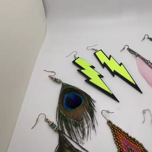 Lot Of 4 Costume Earrings Pierced Dangle Drop / Feather, Lightning Bolt, Bead