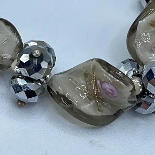 Artisan made glass leaves & hematite beaded necklace Green