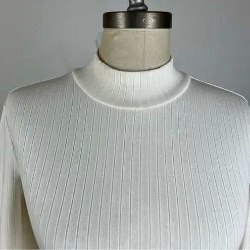 Privacy Please Perks Crop Top in Ivory