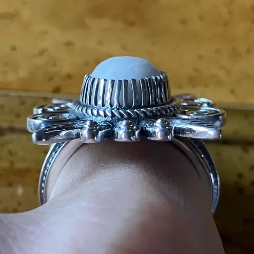 White Buffalo Sterling Silver Feather Ring Size 8 Black