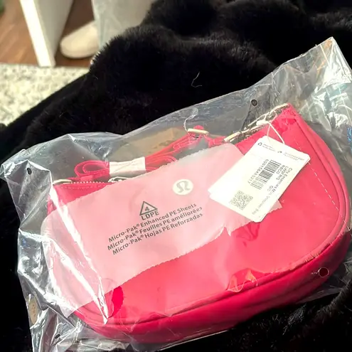 Lululemon  City Essentials Mini Shoulder
Bag in Raspberry - Image 7