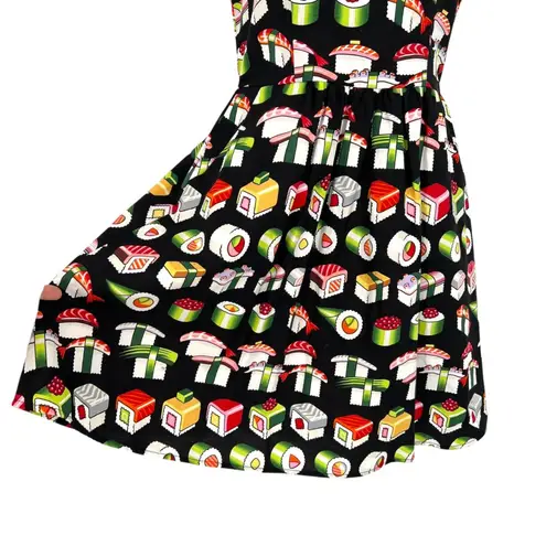 Retrolicious ModCloth Bento Box Sushi Print Sleeveless Dress Black Size Small