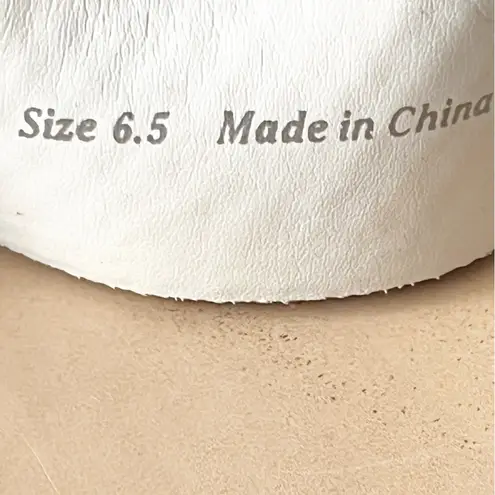 DOLCE VITA Panko Grommet Round Toe Criss Cross Adjustable Ankle Strap Sandal 6.5 White