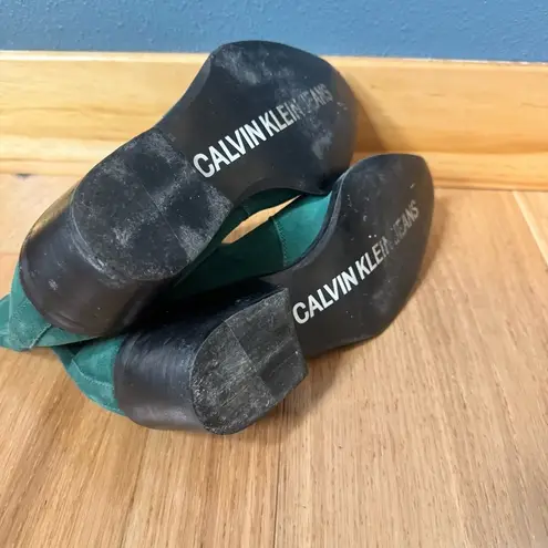 Calvin Klein Barbara Green Suede Western Booties size 9