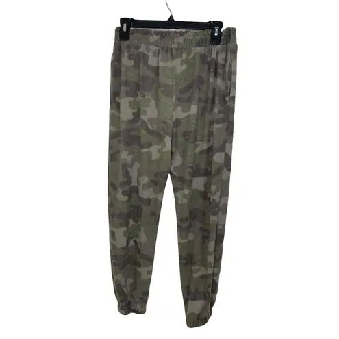 La La Land Creative Co Camo Fleece Jogger Pants Size Medium NWT