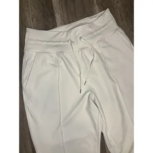 Old Navy  Active Powersoft Jogger Pants L Cream High Rise Pockets Ribbed Co Dry