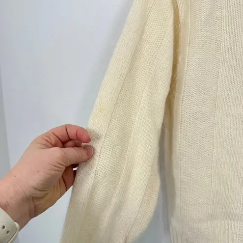 Vintage Wainscott Cream Ribbed Mock Neck Sweater Lambswool Angora Blend Retro Size M