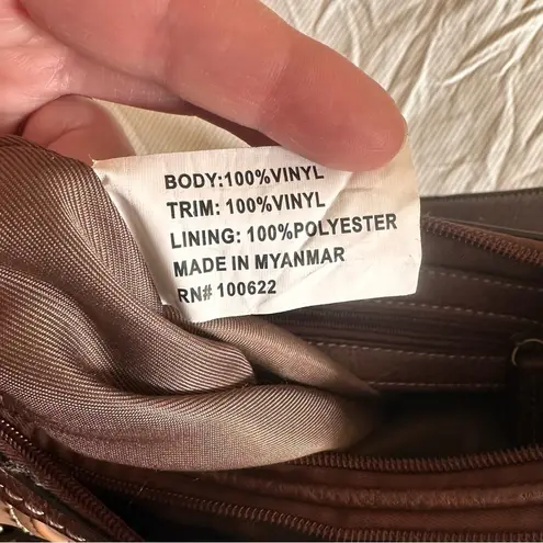 Concept Plattsburg Hobo Bag Saddle Chocolate Vegan Leather Brown