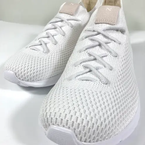 Nisolo NWB Women's Athleisure Eco-Knit Sneaker White Size 7 US