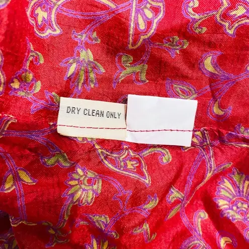 Matta 100% silk 3/4 sleeve button up blouse Red Size undefined