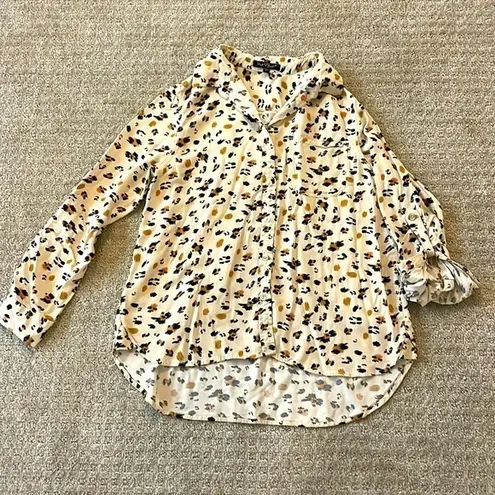 Velvet Heart Animal Print Button Top With Convertible Sleeves