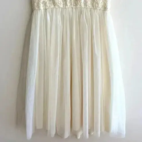 YA Los Angeles Cream Lace & Tulle Dress, Bridal Shower Dress, Size Medium