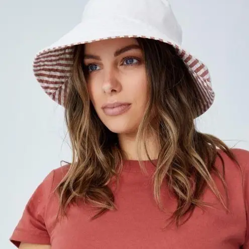 Cotton On Elle reversible wide brim striped bucket hat Mira stripe
