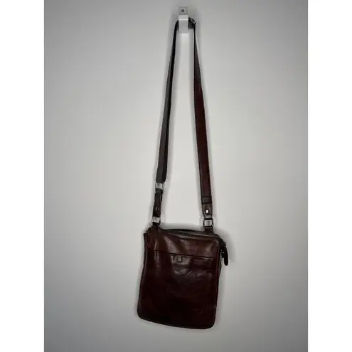 Y2K Lip Pell Italy Brown Genuine Leather Crossbody Bag Messenger Style