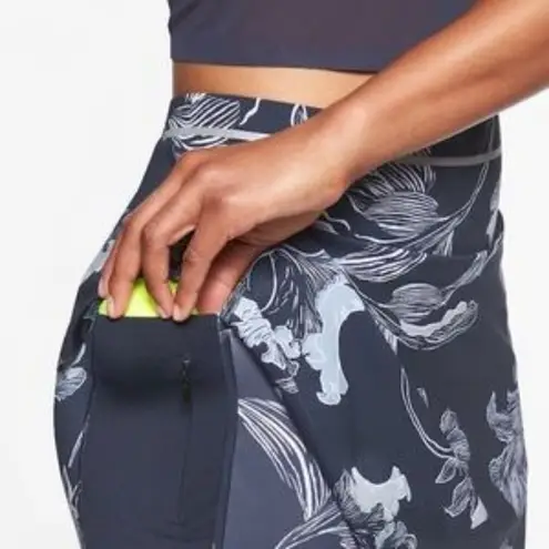Athleta NWT  Floral Sonic Skirt L