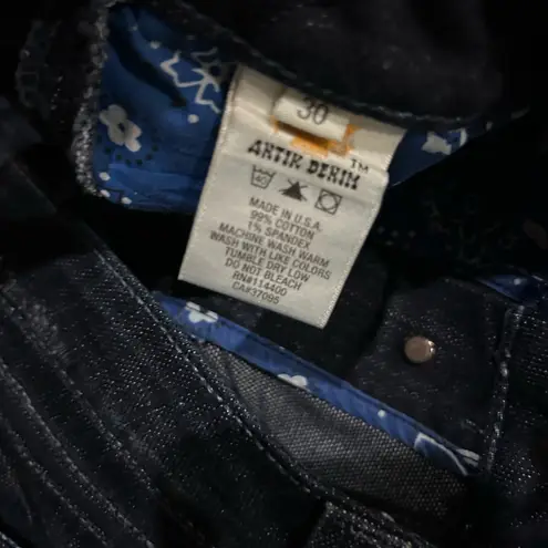 Antik Denim  Jeans Women's Size 30/34 Distressed Embroidered Bootcut Flare