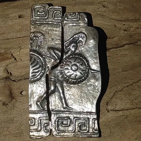 Spartan Mural Vintage Greek Warrior Brooch Shield Helmet Design Unique Split Silver