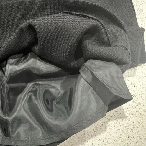 Vintage Cadillac Size 10 Skirt 100% Virgin Wool Pencil Knee Length Lined Modest Black