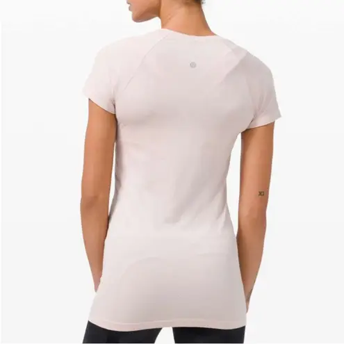 Lululemon  Swiftly Tech Short Sleeve 2.0