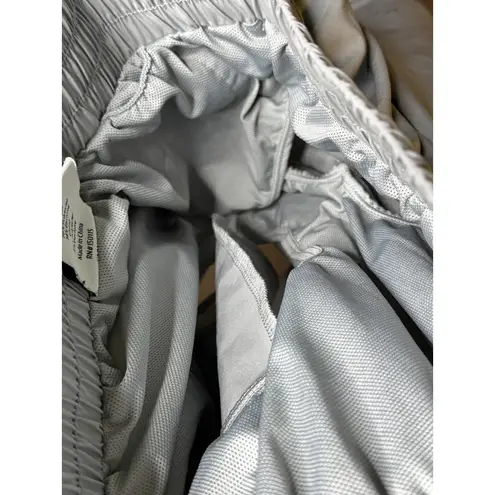 Varley Kallin Short in Metallic Zen Blue Size Large Performance