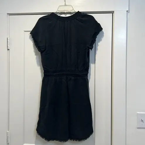 Bella Dahl Soraida smocked frayed black dress size medium.