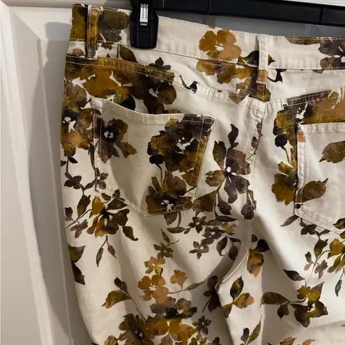 Denim & Co. Floral Printed Crop Kick Flare Jeans Neutral Women's Size 14 Green