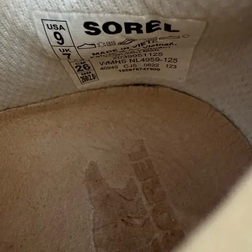 Sorel® Kinetic™ Impact II Strap Sneakers Size 9 Sea Salt Black Running Shoe White