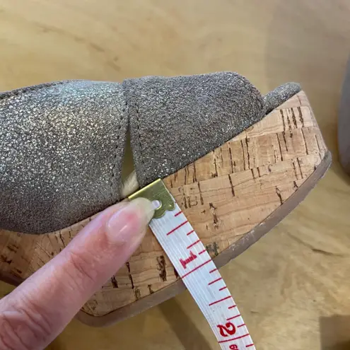 Cordani Italy Women's Wedge Slingback Criss Cross Metallic Platform Sandal Sz 39 Gold