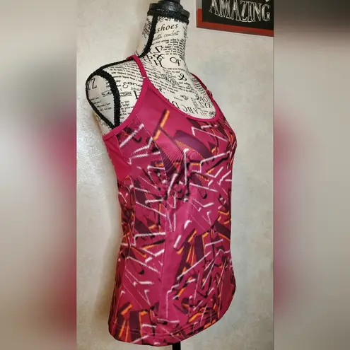 FILA NWOT  Women's Red and Pink Graphic Tank Top Size:M