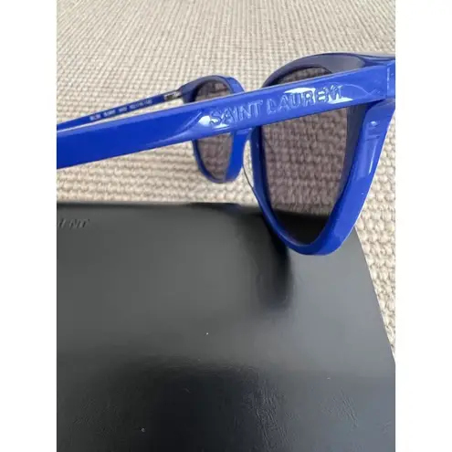 Saint Laurent $450 EUC YSL Surf SL38 002 Women's Blue Sunglasses + Case + Cloth