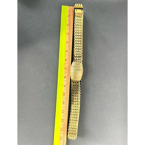 Vintage 70s Gold Metal Fish Scale Stretch Belt Disco Size Medium/Large