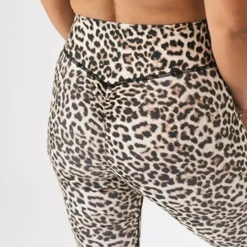 Zyia Leopard Brilliant Scrunchy What Hi-RIse 7/8 24", Small (4)