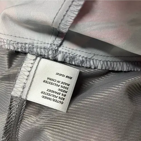 Lady Hagen activewear skort gray with floral pattern size 2