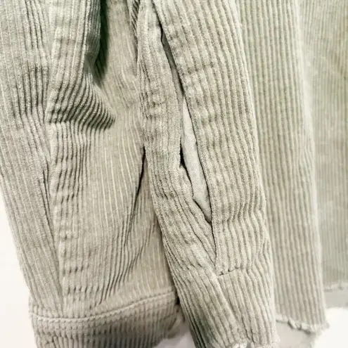 ZARA  Corduroy Overshirt in Green 8372 224 505 Size Small‎ Shacket