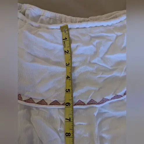 Lulus  Ivory Oaxaca Embroidered Off Shoulder Romper short size M beach summer