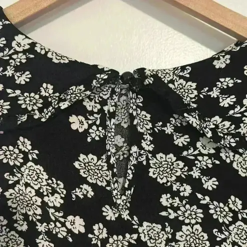 MI AMI | FRANCESCA’S | Black and White Floral Collared Dress