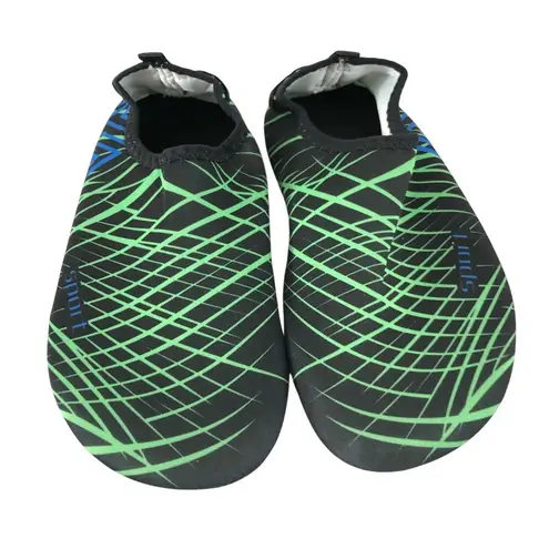 Womens Water Shoes Slip On Fabric Lightweight Black Green Striped 36/37 US 5/6
