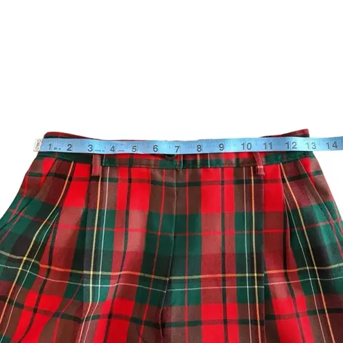 Pendleton VINTAGE red & green plaid 100% wool trousers. Size 6 (runs small)