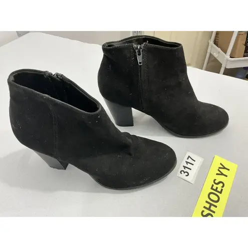 Old Navy Womans  250/81 Size 8 Black Zip Block Heel Ankle Boots