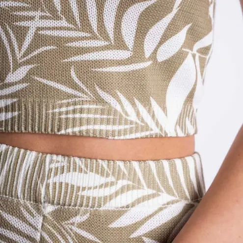 Silk & Solt 3 piece duster, crop top and shorts palm print size small