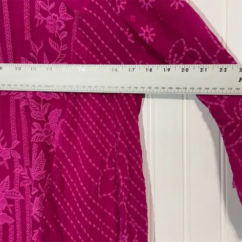 Johnny Was Women's XS Magenta Fuchsia Floral Embroidered Blouse