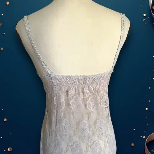 Vintage Sheer Lace Touch Of Fantasy Collections Gown and robe. Size M. Blue Size M