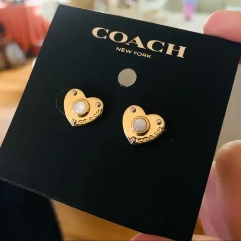  earrings coach studs coach pearls​​​​​​