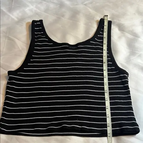 Splash  Black and White Striped Tank Top XLYuniors