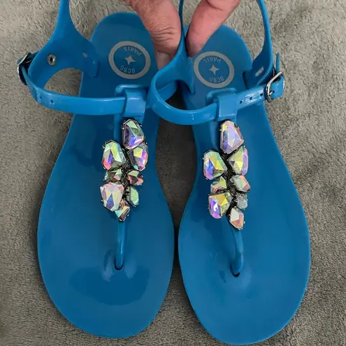 🦄BCBG PARIS Women’s Flat Jelly Sandals, Size 7 Blue