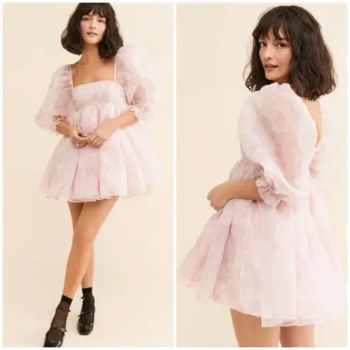 New Selkie Puff Sleeve Organza Floral Dress Size S Pink