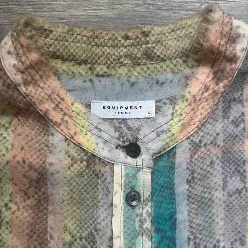 Equipment Femme Pastel Gray Snakeskin Sheer Raw Hem Tunic Button Down Top Size L