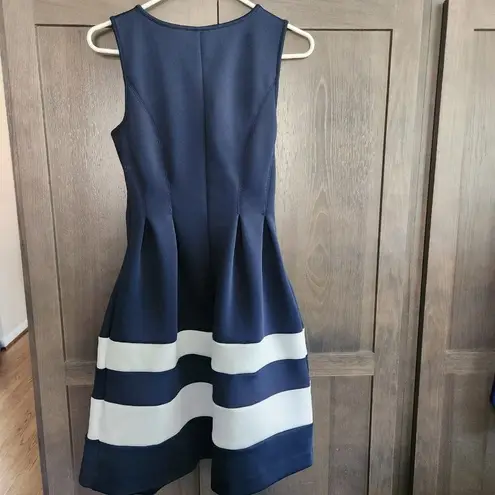 Apt. 9  Dress Womens Small Scuba Fit Flare Navy Blue White Midi Dress w/ POCKETS!