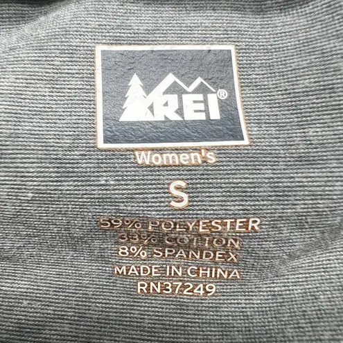REI Outdoor Activewear Charcoal V