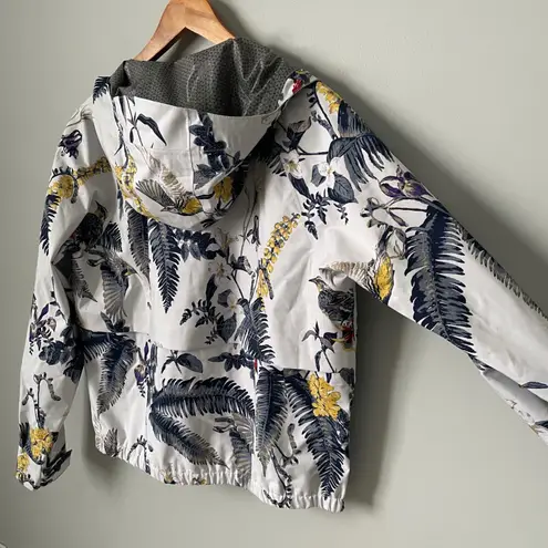 Columbia Sportswear Company Women's Field Creek Fraser Cropped Shell Jacket Med. White